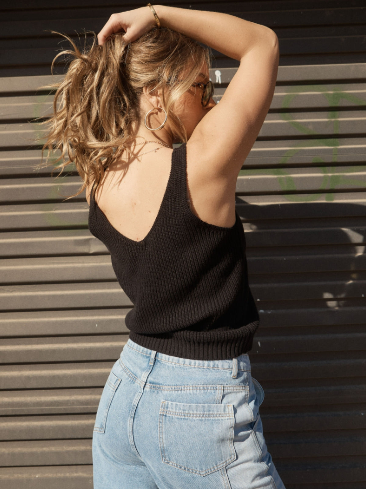 Aaliyah Heavy Knit Tank – V-Neck - Black