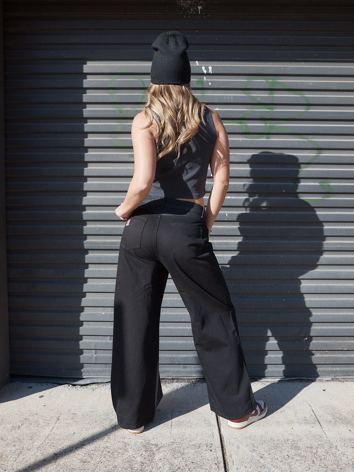 Cardi Wide-Leg Black Jeans – Black/Charcoal