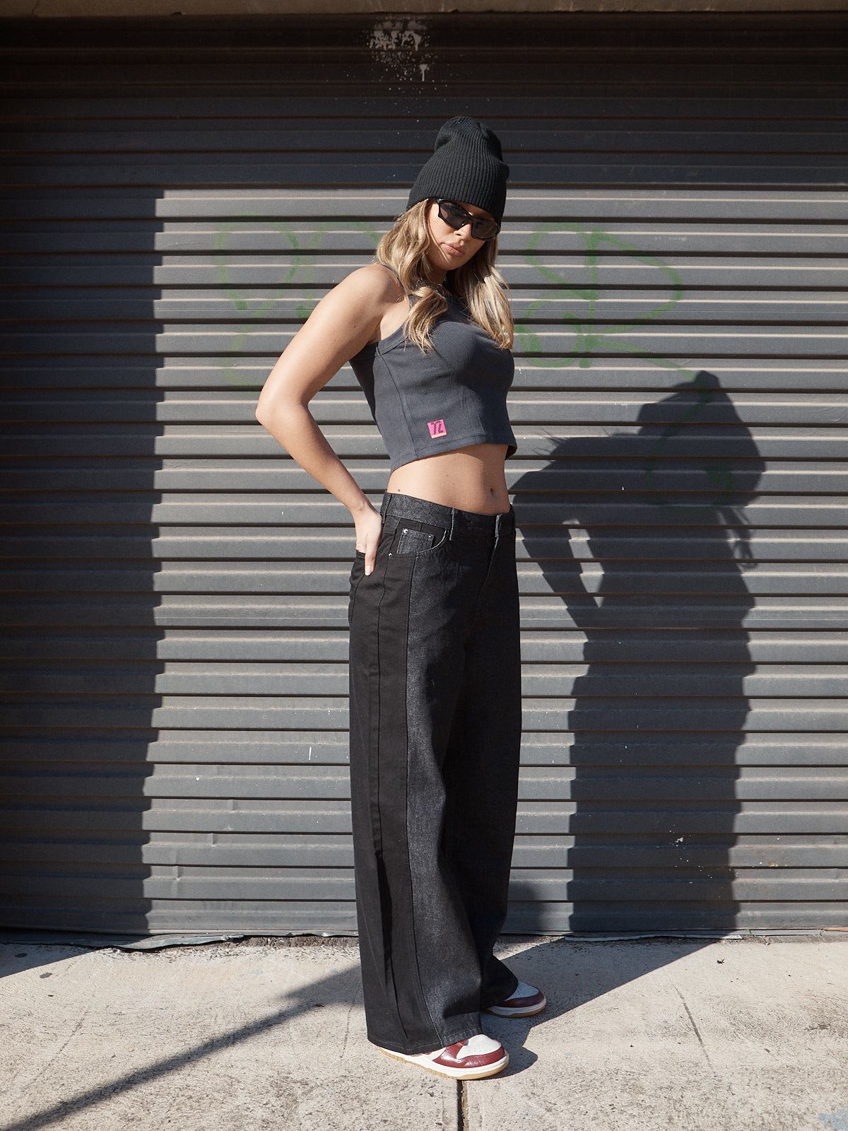 Cardi Wide-Leg Black Jeans – Black/Charcoal