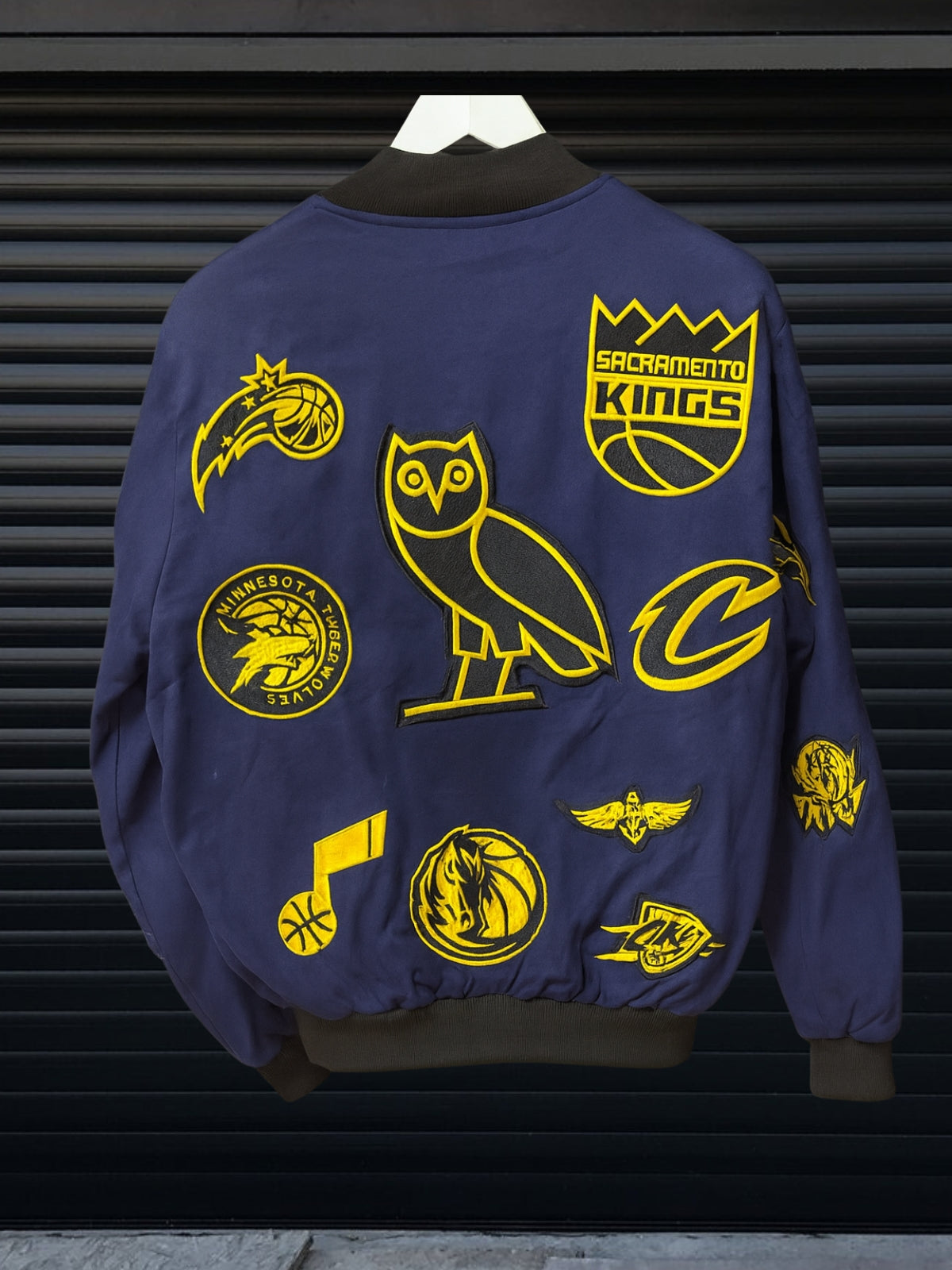 NBA Patch Bomber Collar – Navy yellow patches