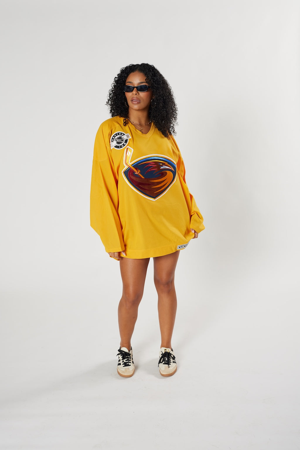 Atlanta Thrashers Bud Light promotional jersey gold NHL vintage rare collectible